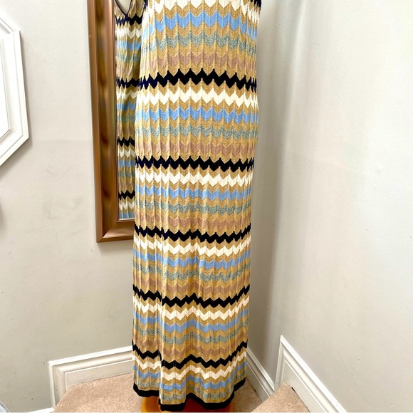 NWT River Island sleeveless knit max dress with chevron pattern. - Picture 6 of 14